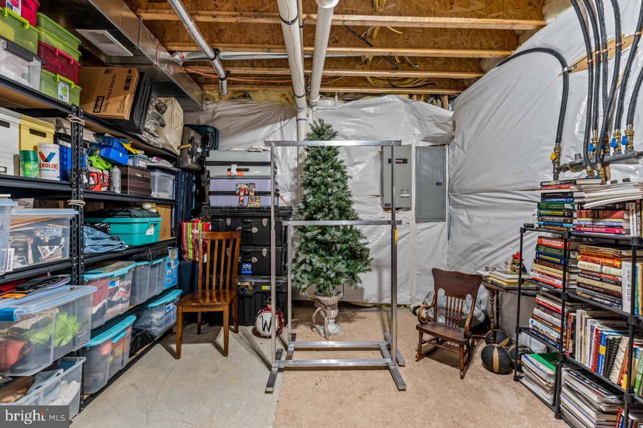 5 Gabriels Ln