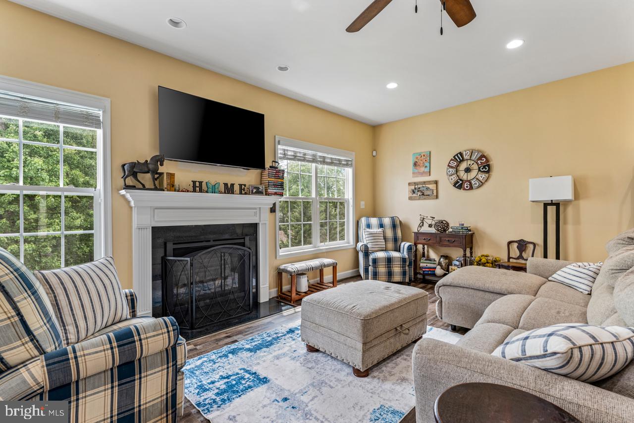 5 Gabriels Ln