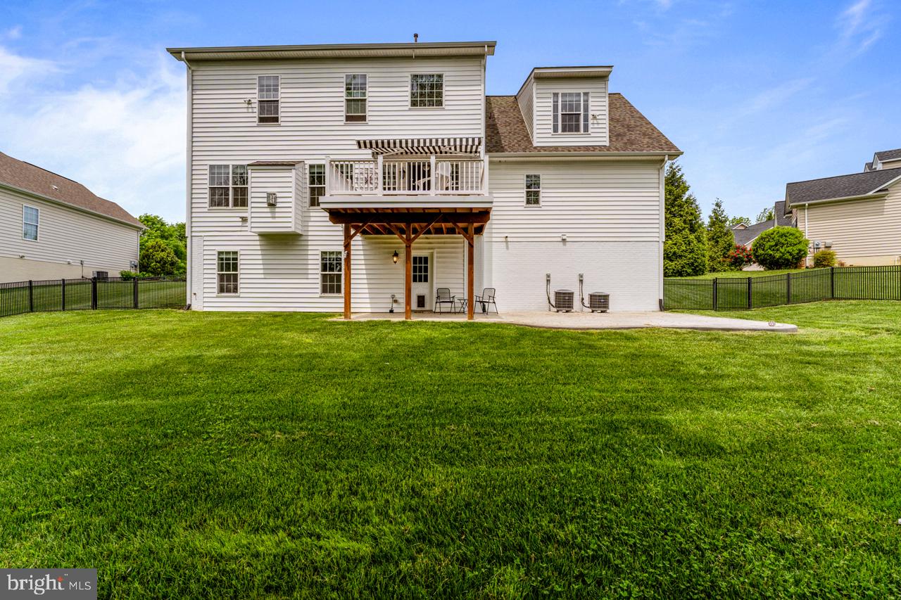 5 Gabriels Ln