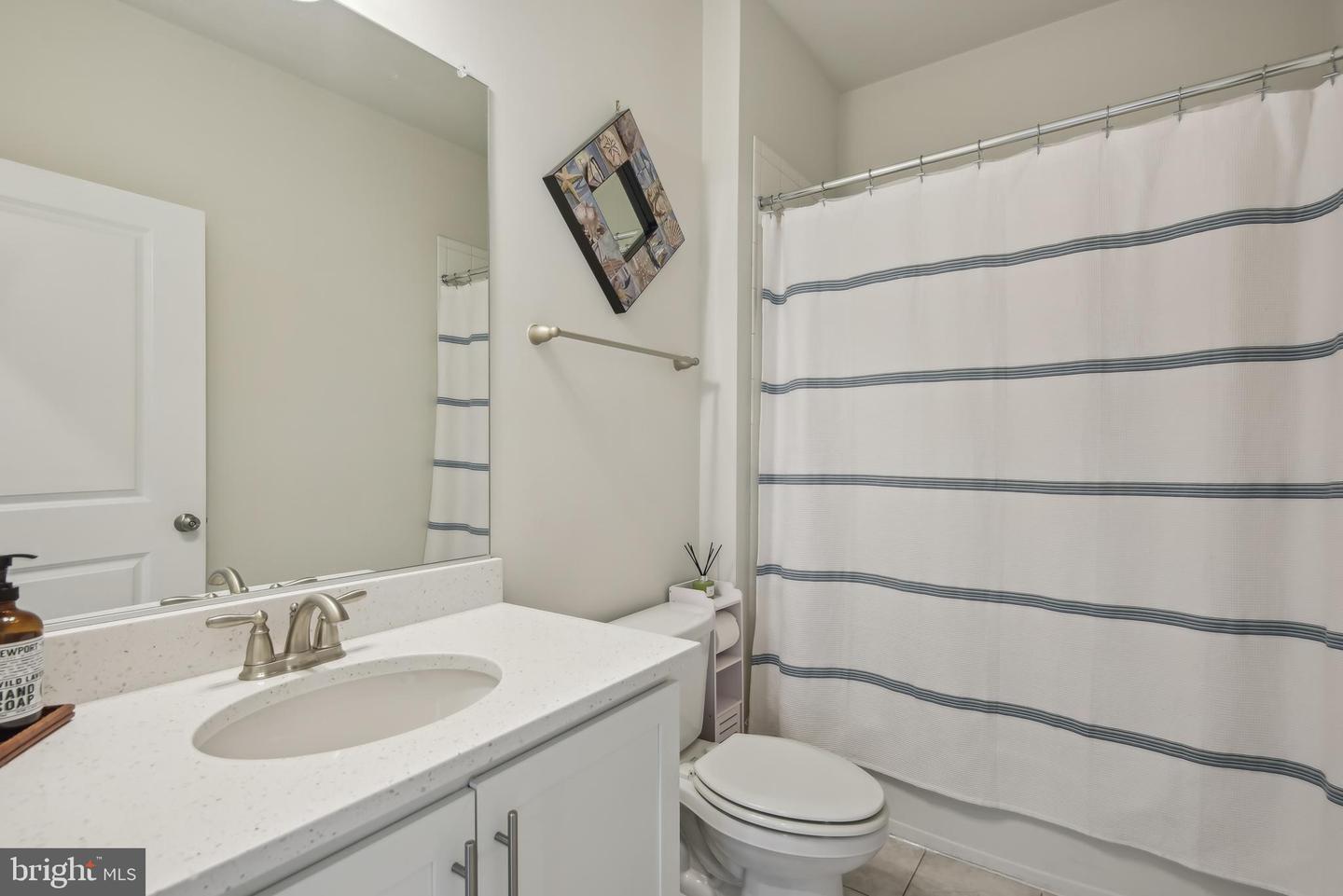 209 Elm St