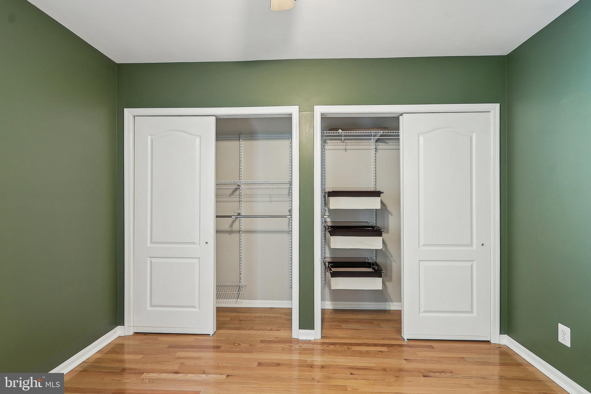 24 MONUMENT DR