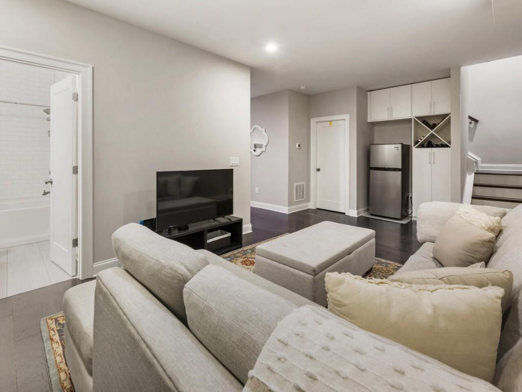 4140 Stourbridge Common Circle