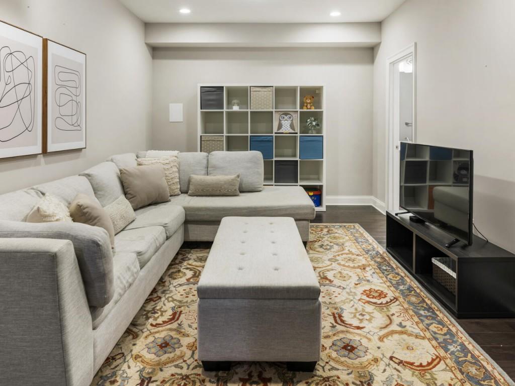 4140 Stourbridge Common Circle