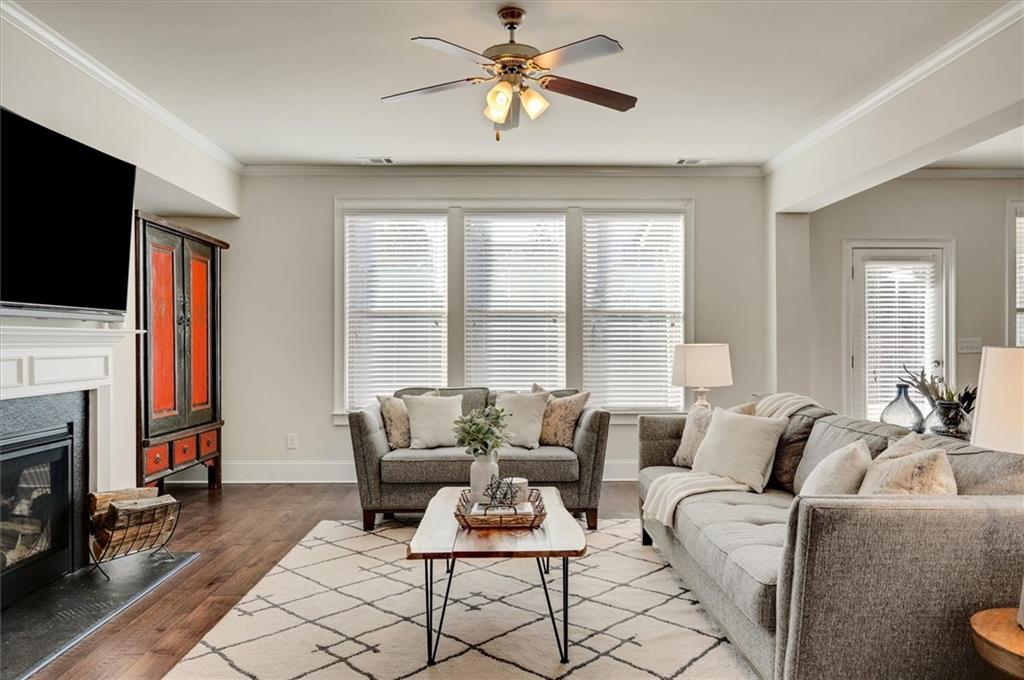 6670 Yellow Birch Street