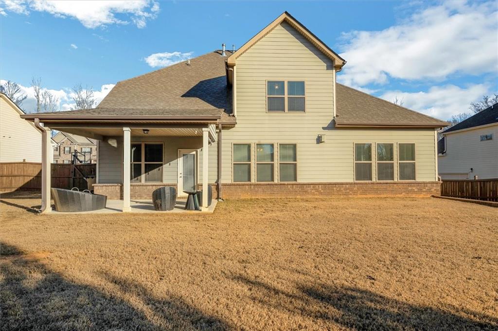 6670 Yellow Birch Street