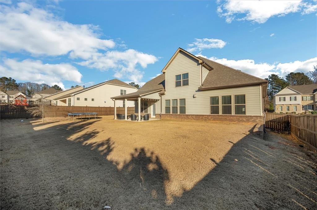 6670 Yellow Birch Street