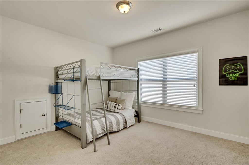 6670 Yellow Birch Street