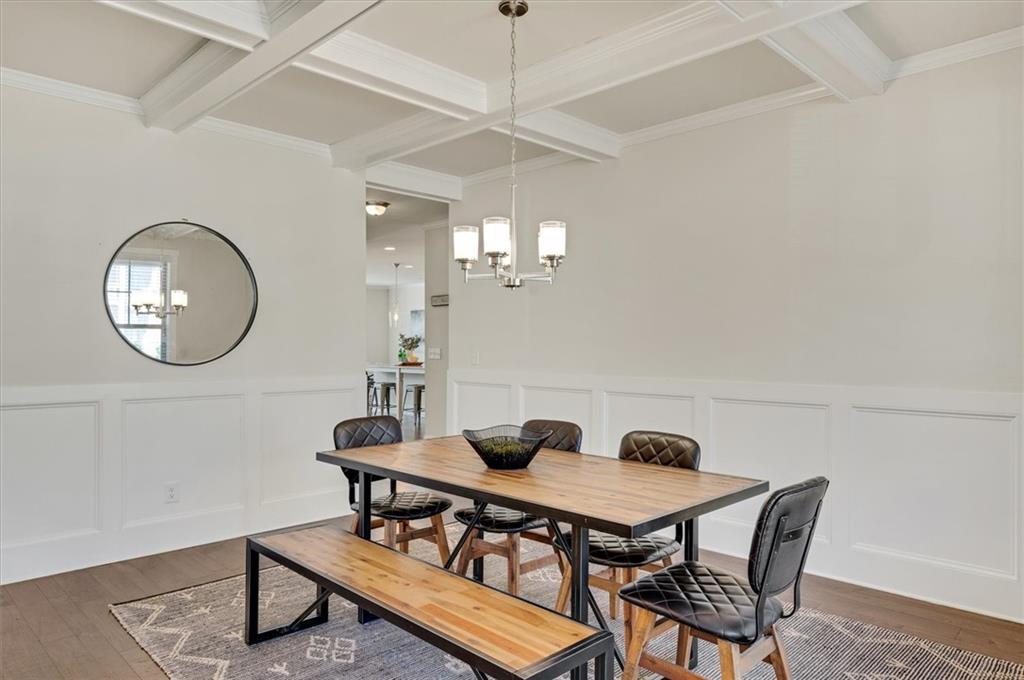 6670 Yellow Birch Street