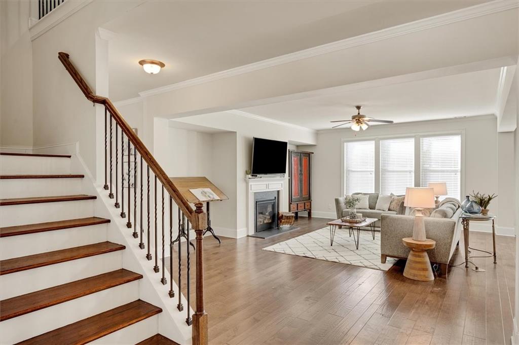 6670 Yellow Birch Street