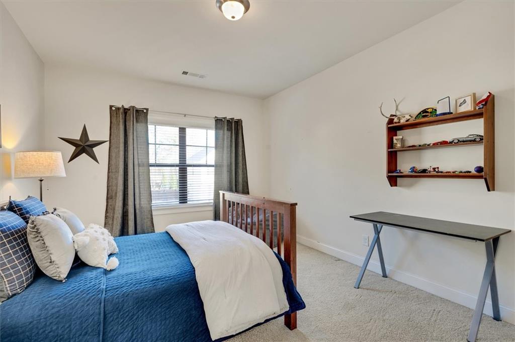 6670 Yellow Birch Street