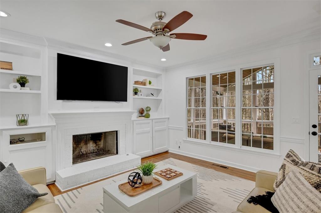 455 Dunhill View Court