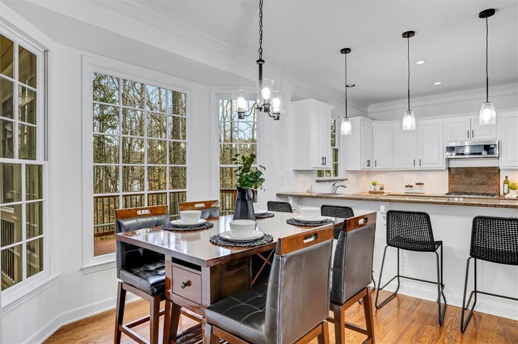 455 Dunhill View Court