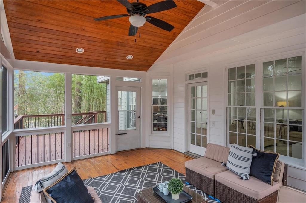 455 Dunhill View Court