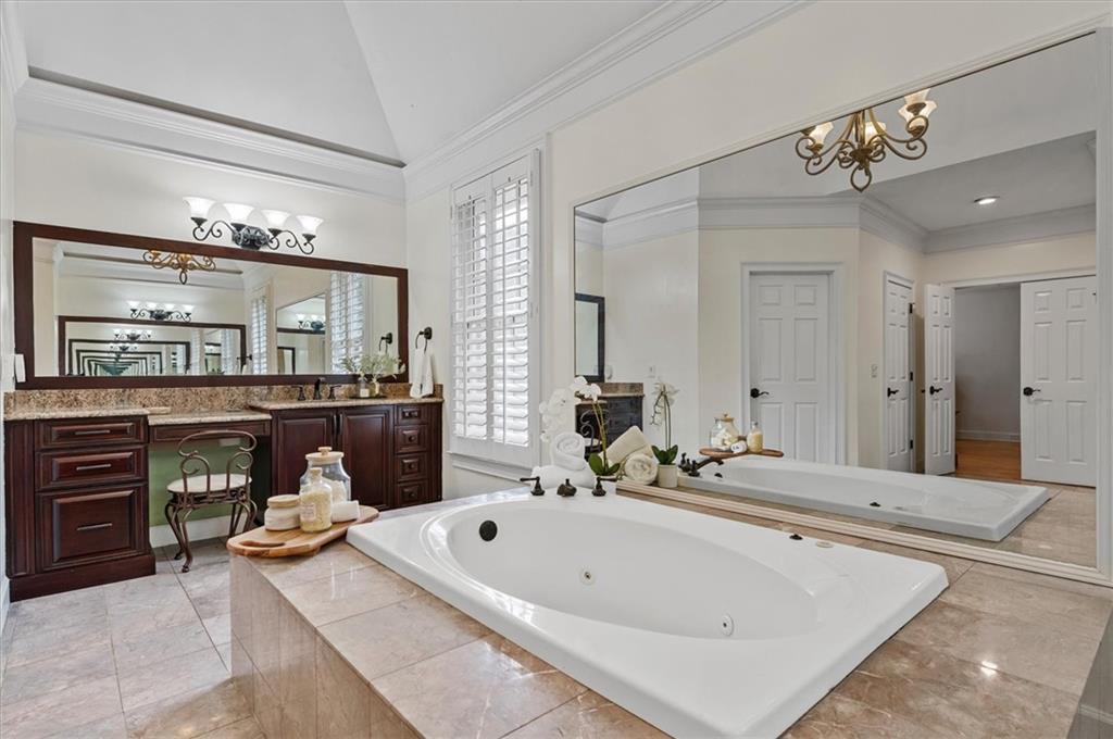 645 Kensington Farms Drive