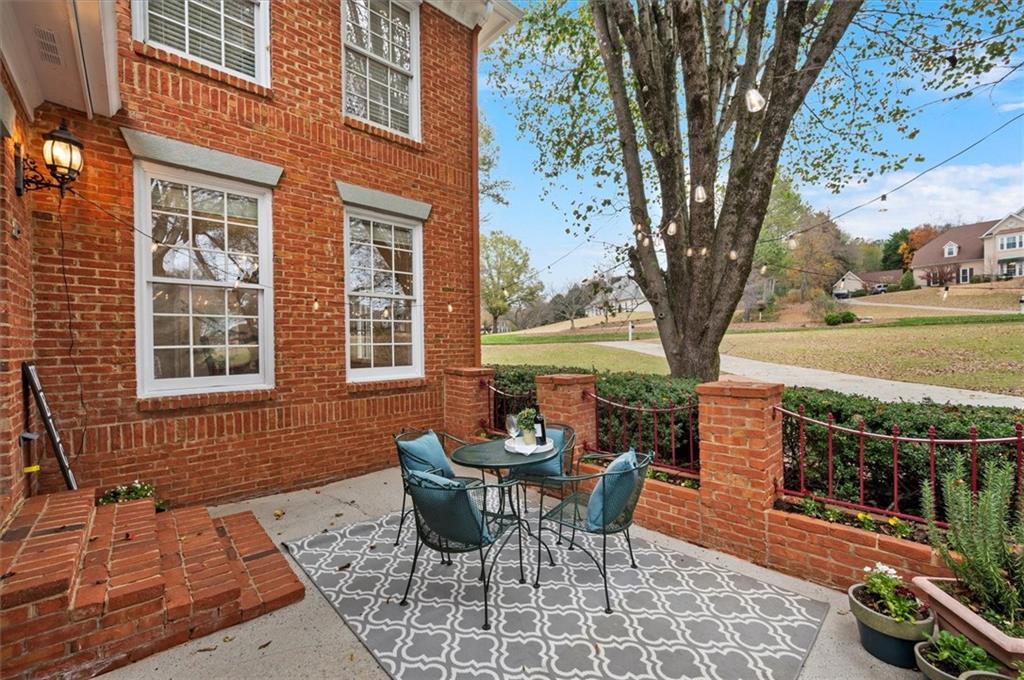 645 Kensington Farms Drive