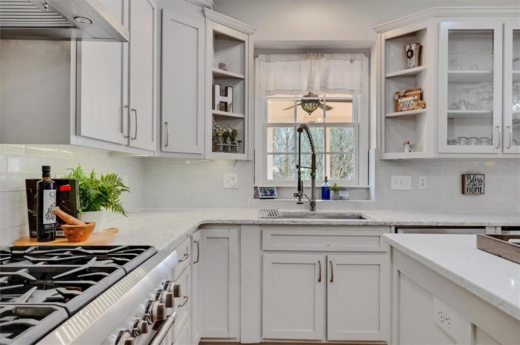 12325 Clairmonte Avenue