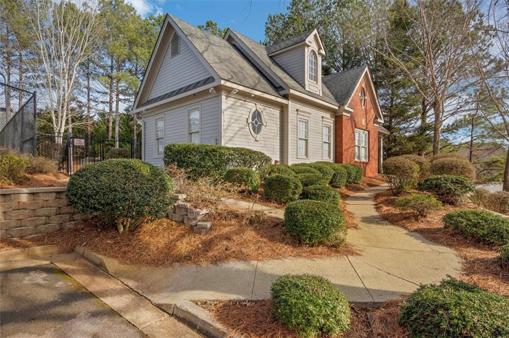 12325 Clairmonte Avenue