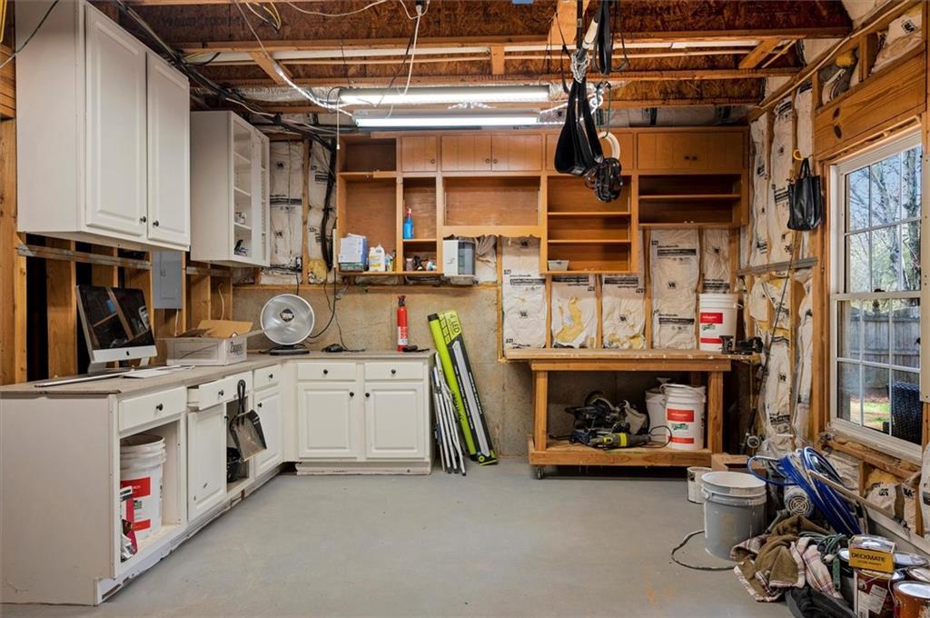 12325 Clairmonte Avenue