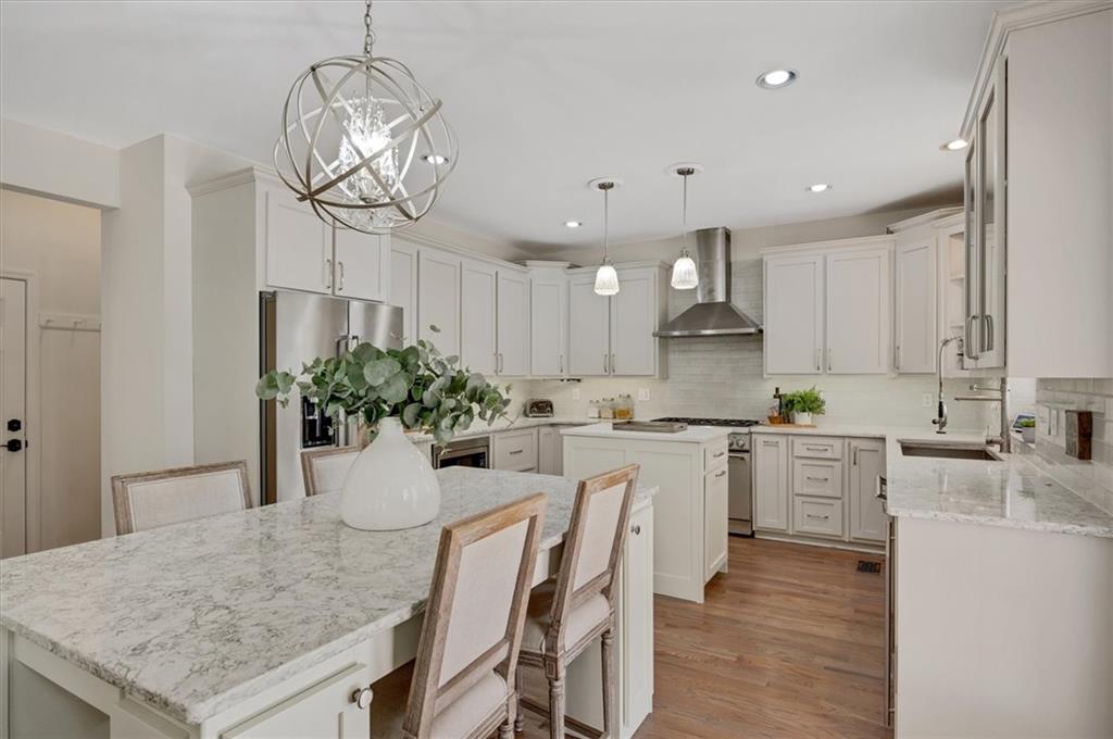 12325 Clairmonte Avenue