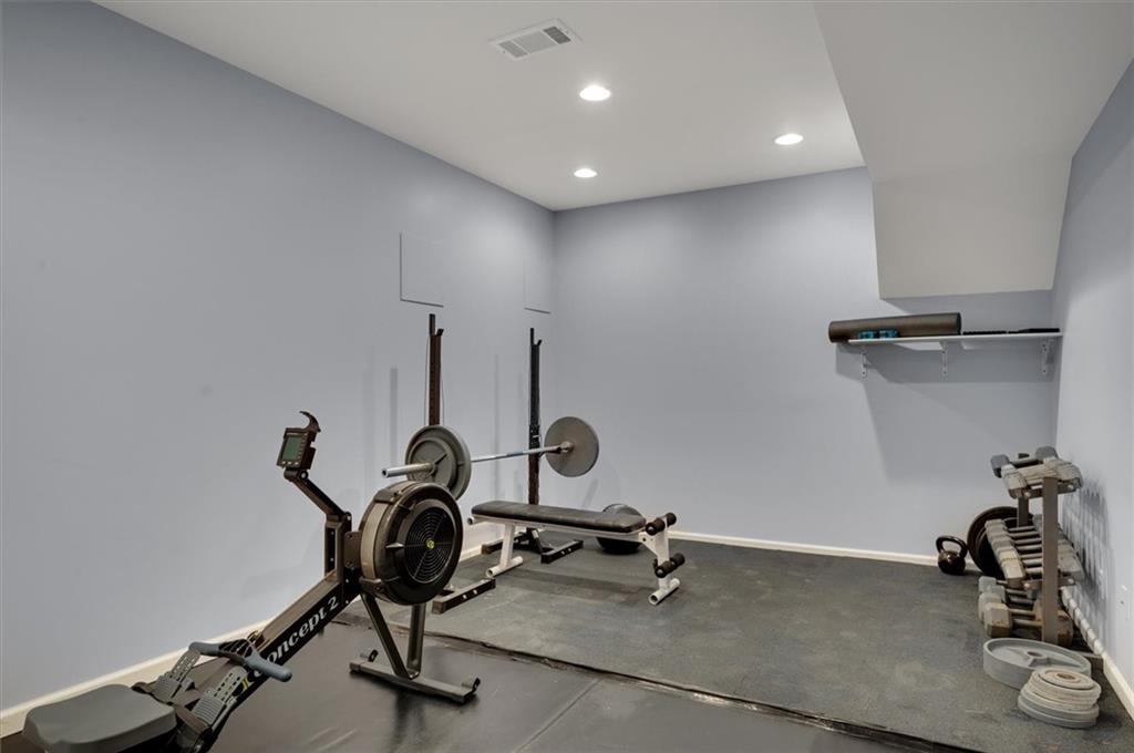 12325 Clairmonte Avenue