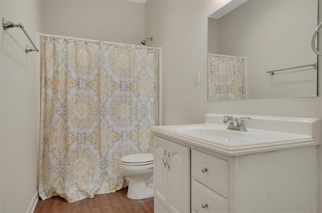 12325 Clairmonte Avenue