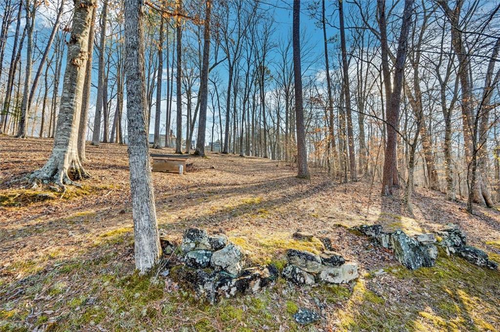 2000 Long Hollow Lane