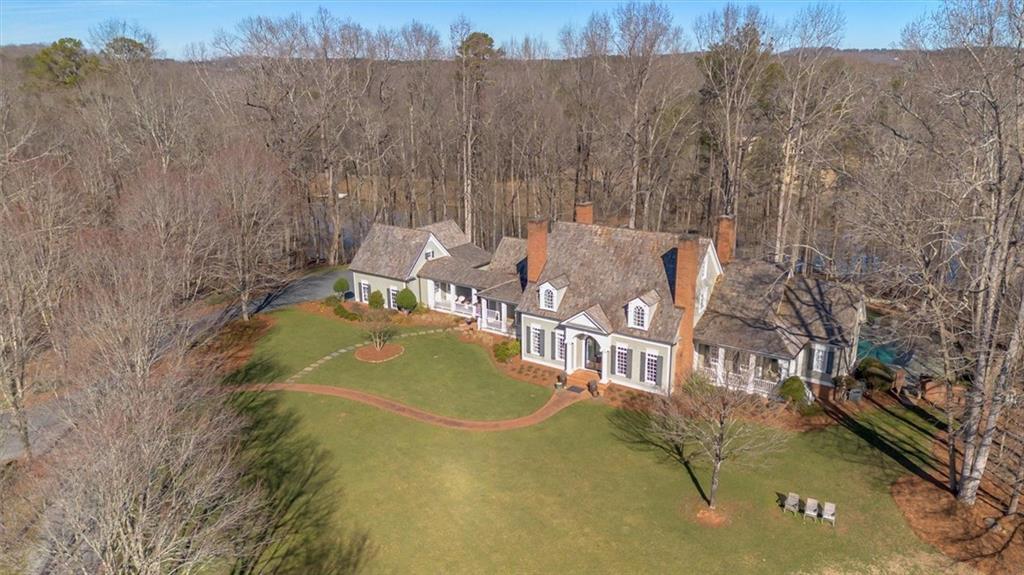 2000 Long Hollow Lane