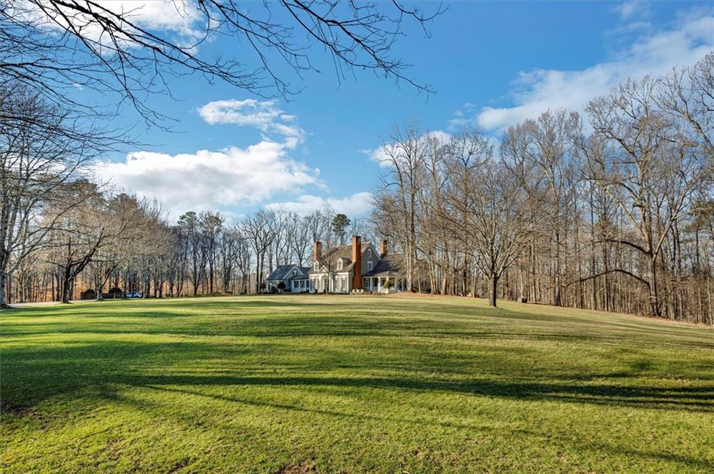 2000 Long Hollow Lane