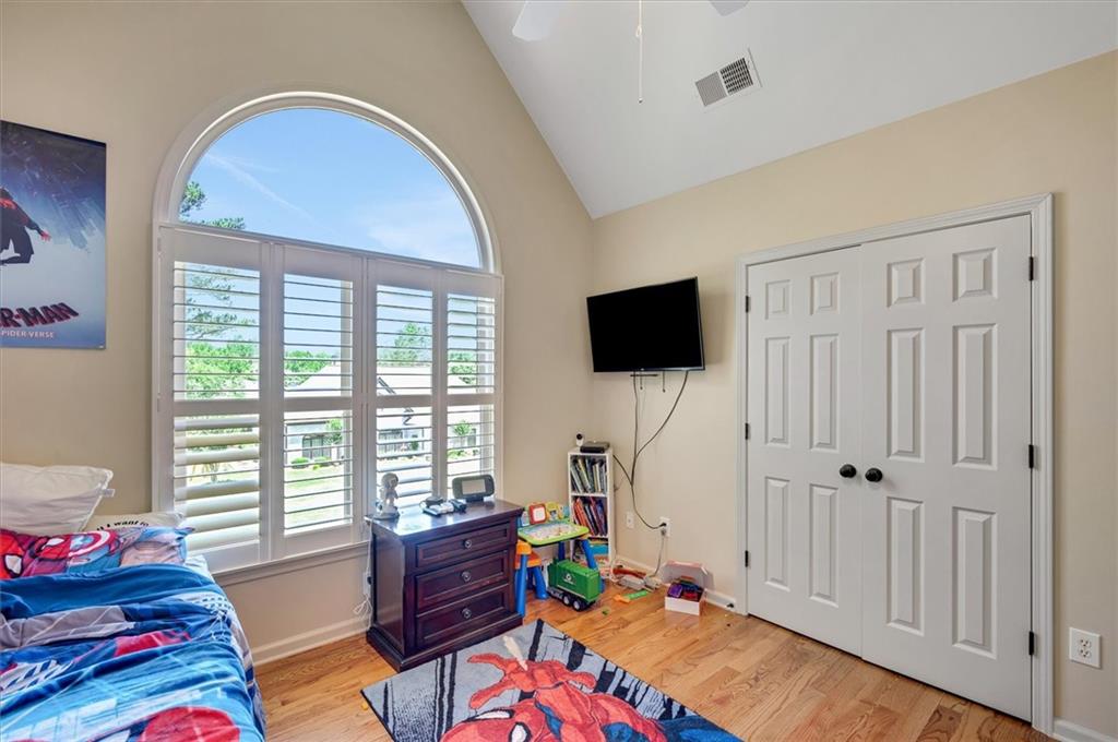 5105 Jonquilla Drive