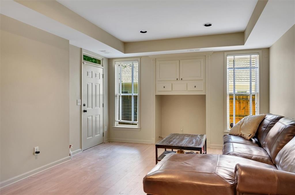 5105 Jonquilla Drive