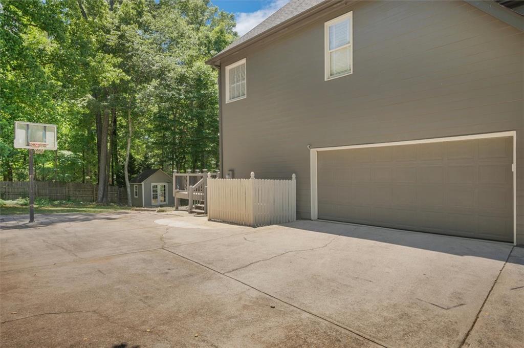 5105 Jonquilla Drive