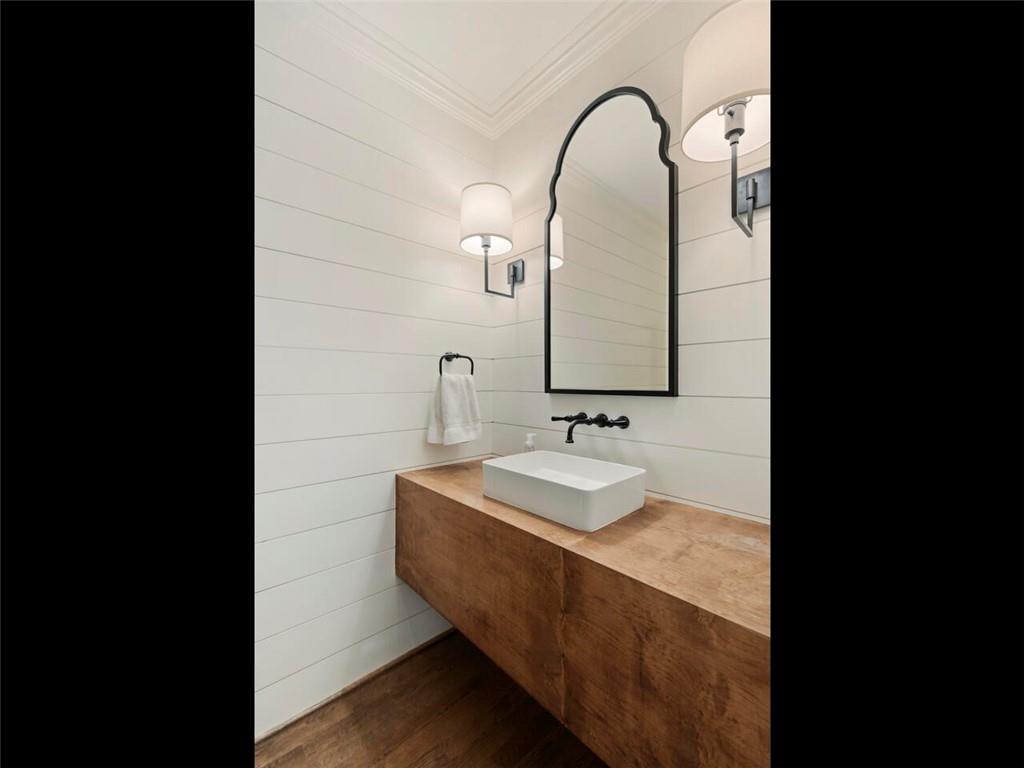 153 Triple Crown Court