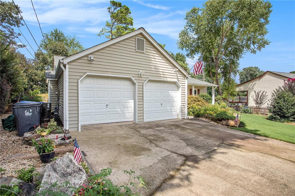 212 Colemans Bluff Drive