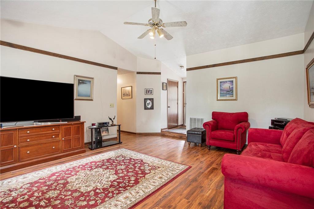 212 Colemans Bluff Drive