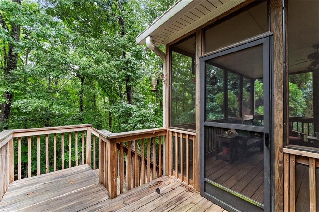 434 Lake Point Trace