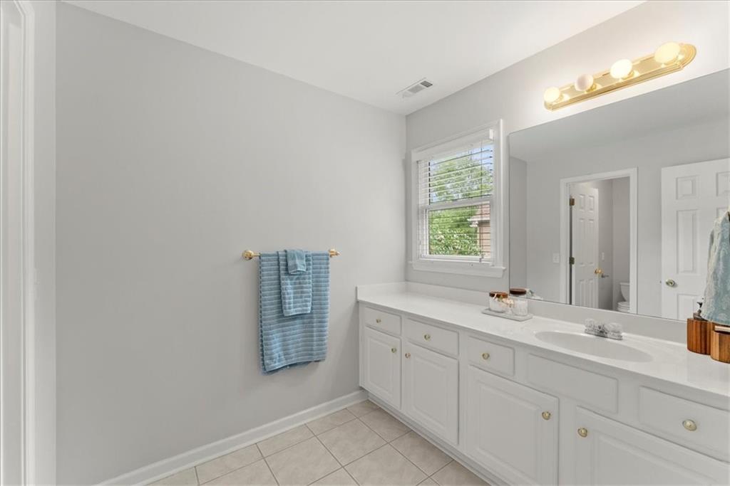 434 Lake Point Trace