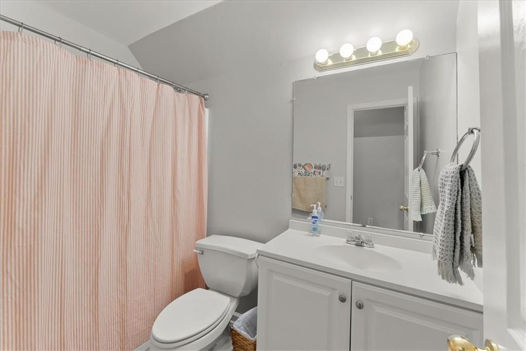 434 Lake Point Trace