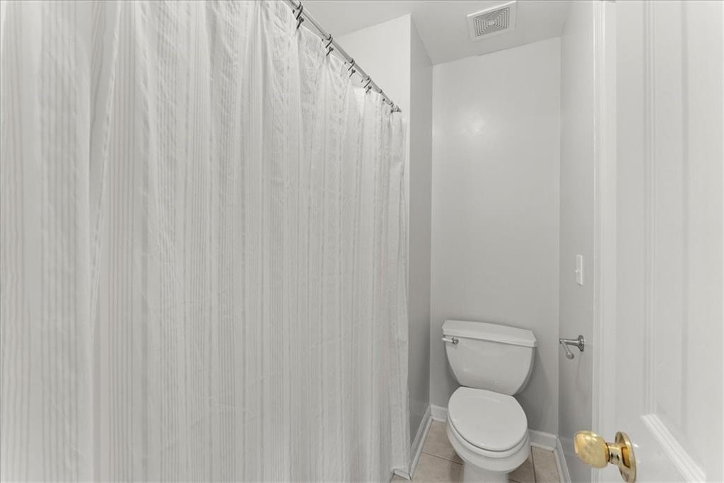 434 Lake Point Trace