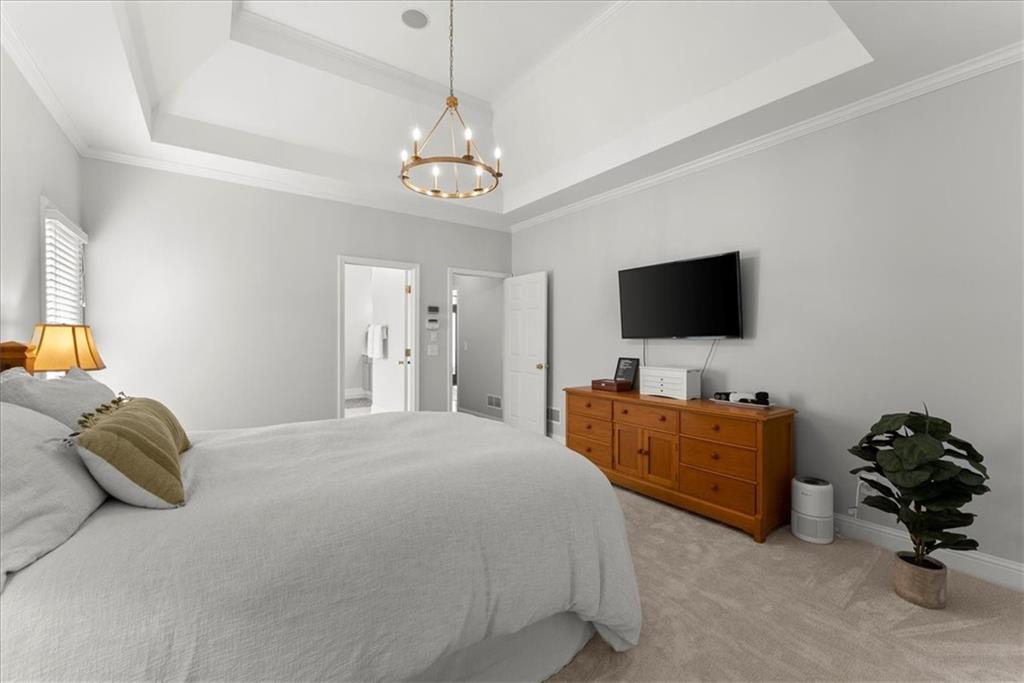 434 Lake Point Trace