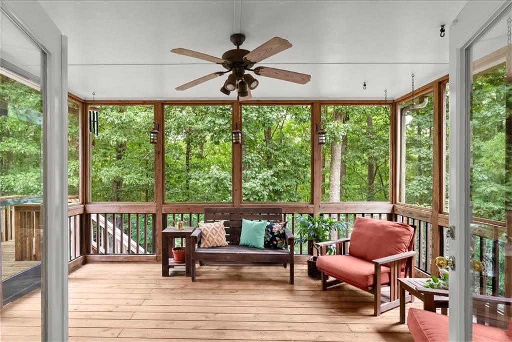 434 Lake Point Trace