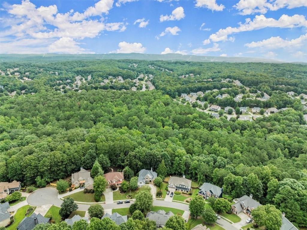 434 Lake Point Trace