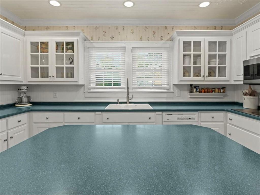 11925 Crabapple Road