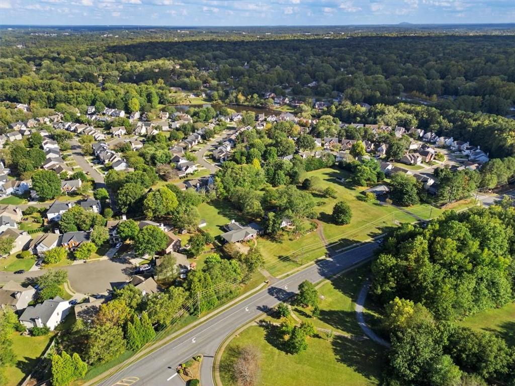 11925 Crabapple Road