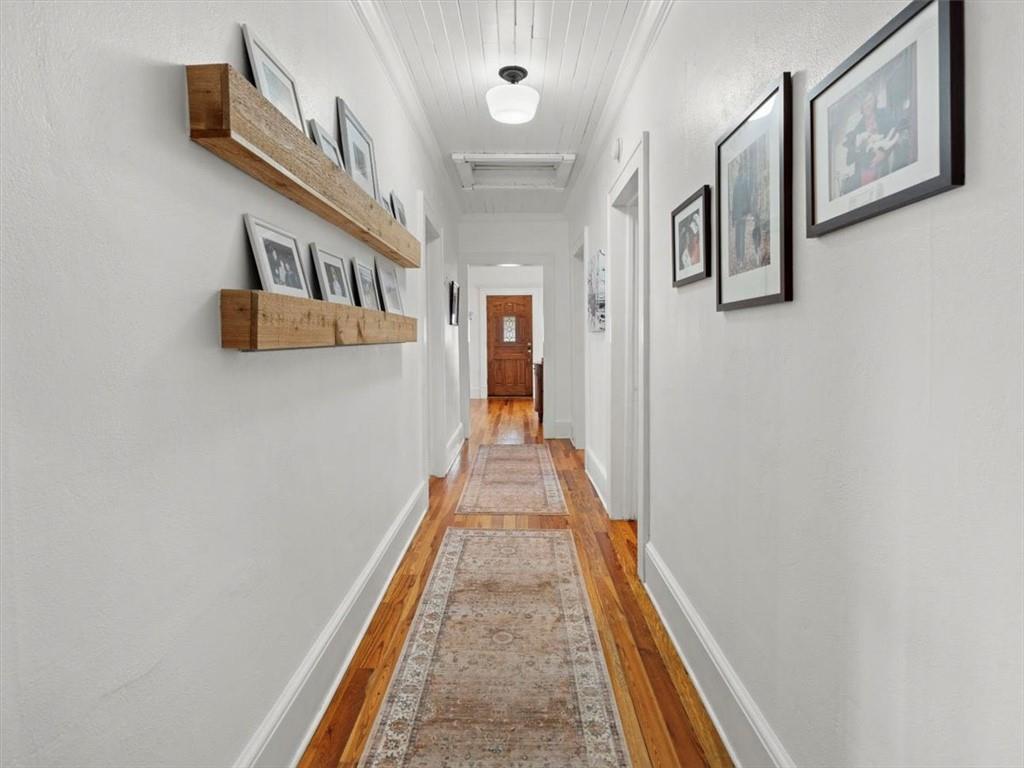 11925 Crabapple Road