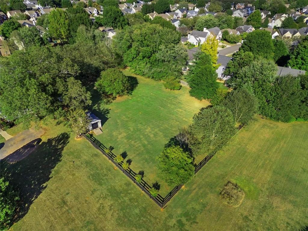 11925 Crabapple Road