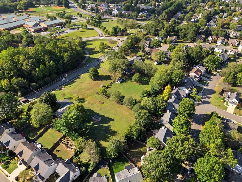 11925 Crabapple Road