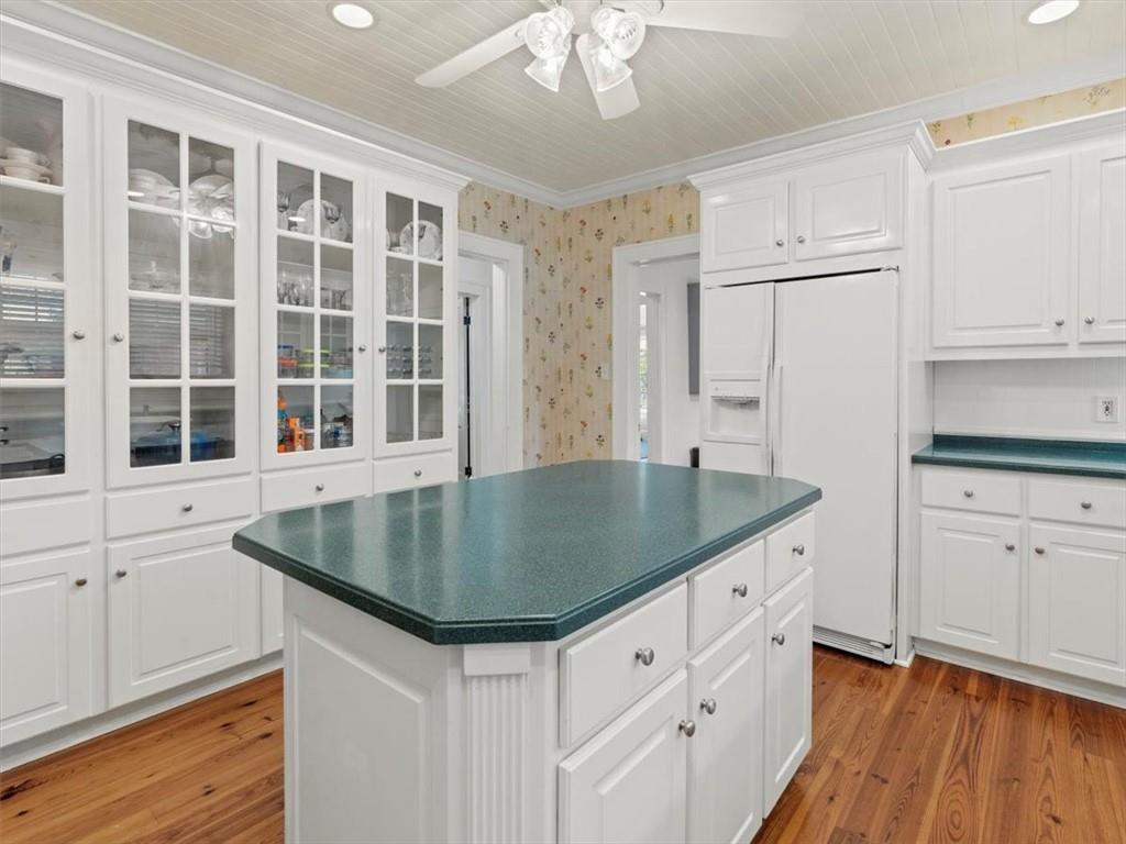 11925 Crabapple Road