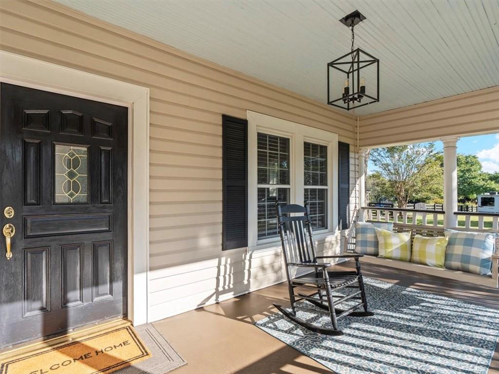 11925 Crabapple Road