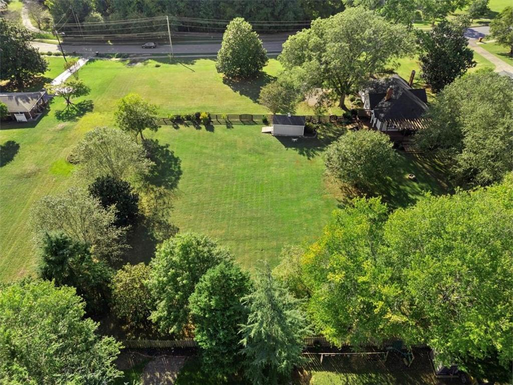 11925 Crabapple Road