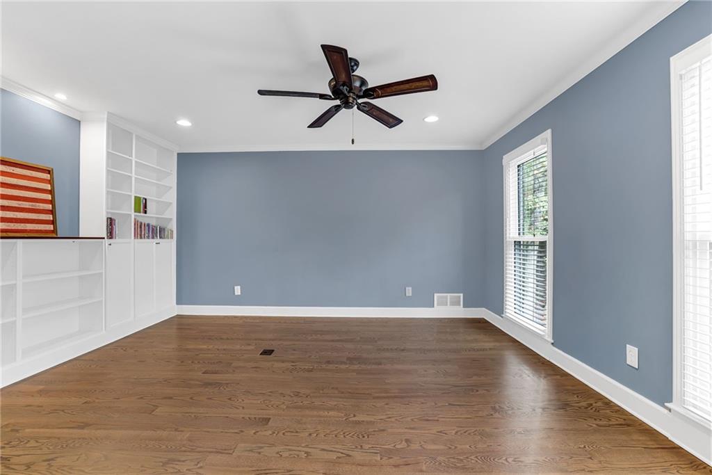 8100 Willow Tree Way